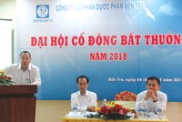 Là một trong những gương mặt nổi bật của thế hệ doanh nhân 7X, thế hệ doanh nhân có sự giao thoa giữa độ chín về kinh nghiệm từng trải và táo bạo của sức trẻ, ông Phạm Thứ Triệu, Chủ tịch HĐQT CTCP Dược Bến Tre - Bepharco (DBT) thể hiện bản lĩnh của vị thuyền thưởng khi tự tin cho biết, Bepharco hiện đã hội tụ đủ nhiều yếu tố thuận lợi để có thể bắt nhịp với guồng tăng trưởng mới của ngành dược.