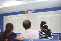 Quốc hội xem xét Luật Chứng khoán sửa đổi 