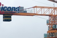 Ricons đi lùi trước thềm niêm yết