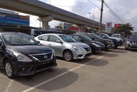 Giá ô tô liên tục giảm sâu, dân Việt vẫn chê cao ngất ngưởng.