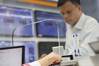 Thị trường không có margin, giao dịch kém năng động nên khó có sóng tăng hoặc giảm mạnh.