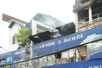 Hiện trường vụ cháy. (Ảnh: Thành Chung/TTXVN).