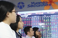 Chứng khoán chờ diễn biến mới Mỹ - Trung