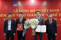 Ông Nguyễn Thanh Bình, Giám đốc Công ty Kinh doanh sản phẩm Khí được bổ nhiệm chức Phó Tổng Giám đốc Tổng Công ty và ông Nguyễn Công Luận, Trưởng Ban Tài chính giữ chức Kế toán trưởng Tổng Công ty.