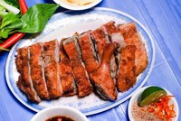 Ăn gì ở Hà Nội khi trời mưa bão?