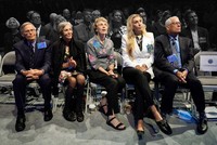 Gia tộc Waltons, gia tộc giàu có nhất thế giới tại thời điểm hiện tại.