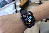 Apple Watch đang bán chạy tại Việt Nam.