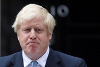 Thủ tướng Anh Boris Johnson tại London ngày 2/9. Ảnh: Reuters.