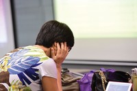 Thị trường ngày càng diễn biến phức tạp, chiến lược phòng thủ là phù hợp trong lúc này.