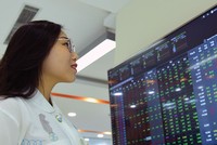 Nâng hạng, chờ phán quyết từ FTSE 