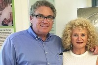 Robert Shapiro và vợ trong một sự kiện. Ảnh: Woodbridge.