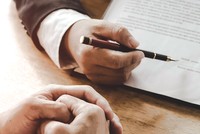 Tranh chấp giữa MIC và Falcom Việt Nam: Nhân viên vượt quyền?