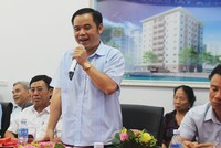 Theo ông Phùng Văn Bộ, Chủ tịch TTB (đứng giữa), hoạt động Đảng tốt sẽ thúc đẩy hoạt động kinh doanh, chăm lo tốt hơn cho người lao động.