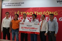 Ảnh Hiểu tại buổi giải thưởng.