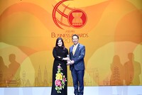 Phó Tổng giám đốc Vietjet, bà Hồ Ngọc Yến Phương đã đại diện hãng nhận giải thưởng danh dự này dưới sự chứng kiến của Phó thủ tướng Thái Lan, ông Anutin Charnvirakul và đại diện lãnh đạo cấp cao chính phủ Thái Lan và các nước ASEAN.