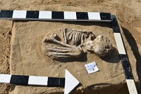 Một phần của ngôi mộ được phát lộ. (Nguồn: egypttoday.com/).