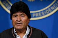 Tổng thống Bolivia từ chức
