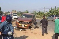 Hà Nội: Xe Range Rover gây tai nạn liên hoàn khiến 2 người bị thương