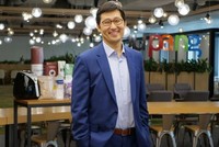 Bom Kim là nhà sáng lập kiêm CEO Coupang. Ảnh: CNBC.