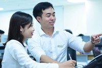 Hoạt động tư vấn đầu tư cho khách hàng tại Sàn giao dịch FPTS.