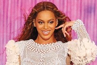 Siêu sao, nhà sản xuất phim, nhà thiết kế, CEO Parkwood Entertainment Beyoncé. Ảnh: Raven Varona.