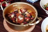 Cơm chiên dát vàng giá gần 1 triệu đồng tại TP.HCM