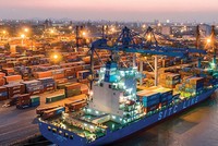 Cảng Đình Vũ đã và đang tiến tới mục tiêu trở thành cảng container chuyên nghiệp, hiện đại, có vị thế dẫn đầu khu vực miền Bắc.