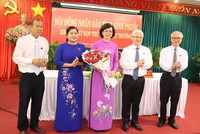 Lãnh đạo tỉnh Bình Phước chúc mừng đồng chí Trần Tuyết Minh được bầu giữ chức Phó Chủ tịch UBND tỉnh.