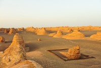 Địa chất hàng nghìn năm trên sa mạc