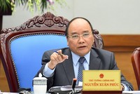 Thủ tướng Chính phủ Nguyễn Xuân Phúc: Các Bộ, ngành, địa phương không được chủ quan, không để dịch lây lan, phải coi việc phòng, chống dịch như “chống giặc”.