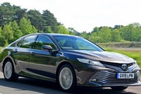 Toyota ra mắt công nghệ mới giúp tài xế tránh “nhầm chân ga”