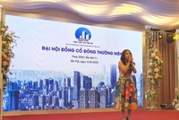 Bà Vũ Thị Thúy, Chủ tịch Hội đồng quản trị Bất động sản Nhật Nam phát biểu tại ĐHĐCĐ thường niên 2020.