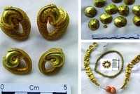 Những đồ trang sức bằng vàng được chế tác công phu. Ảnh: Ancient Origins.