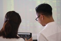 Tư vấn phát hành trái phiếu, lo công ty chứng khoán thêm “giấy phép con”