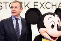 Bob Iger sẽ giữ chức chủ tịch điều hành đến hết ngày 31/12/2021.