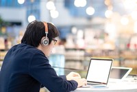 Tại các nền kinh tế phát triển, họp trực tuyến là một giải pháp được nhiều công ty lựa chọn và đã trở thành một tiền lệ tốt.