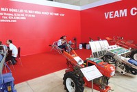 Sau hung tin, cổ phiếu VEA lao dốc