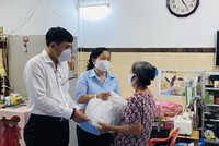 Nhiều doanh nghiệp giúp người nghèo vượt qua dịch Covid-19 