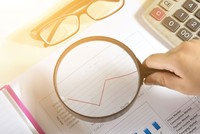 Tái diễn lệch sâu số liệu tài chính trước và sau kiểm toán