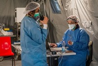 Lều cấp cứu người nhiễm nCoV của bệnh viện Cremona ở Lombardy, Italy ngày 29/2. Ảnh: Reuters.