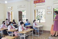 Bộ Y tế yêu cầu học sinh ngồi so le, cách nhau 1,5m trong lớp