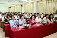 Các đại biểu dự lễ khai giảng lớp bồi dưỡng cán bộ quy hoạch nguồn Bí thư, Phó Bí thư quận huyện, thị ủy và đảng ủy trực thuộc Thành ủy.