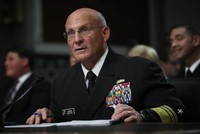 Tham mưu trưởng hải quân Mỹ Michael Gilday (Ảnh: Getty).