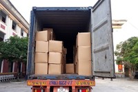 Xe chở khẩu trang bị bắt giữ.