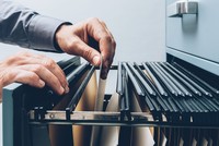 Kiểm toán ra tay, doanh nghiệp bay khỏi sàn