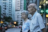 Người Hong Kong có tuổi thọ trung bình cao nhất thế giới. Ảnh: People Daily.