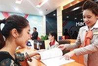 Tại Hanwha Life Việt Nam, tính đến cuối tháng 5/2020, tuyển dụng tư vấn tài chính mới đạt 1.615 người, tăng hơn 10% so với tháng trước đó.