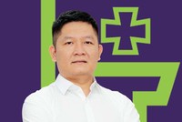 Linh hồn của Tập đoàn Trí Việt - Chủ tịch HĐQT ông Phạm Thanh Tùng - đã từng là giảng viên chuyên ngành chứng khoán tại Học viện Ngân hàng. Ông được gửi đi đào tạo tại Anh quốc theo chương trình học bổng bằng ngân sách Nhà nước gần 20 năm trước.