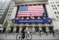 Sàn giao dịch chứng khoán New York, Mỹ ngày 26/5/2020. (Nguồn: THX/TTXVN).