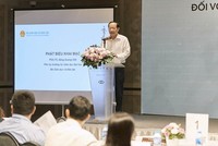 Ông Đặng Quang Việt, Phó Vụ trưởng Vụ Giáo dục Đại học phát biểu tại Tọa đàm.